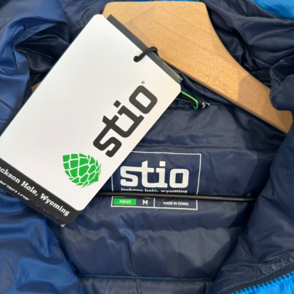 Stio Men's Pinion Down Hooded Jacket - Picture 3 of 3